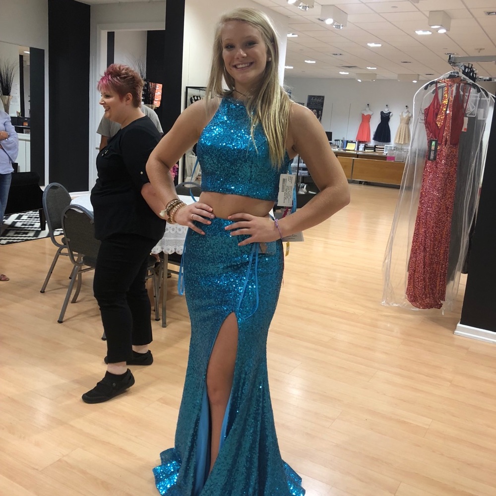 Mori lee Homecoming dress from last year